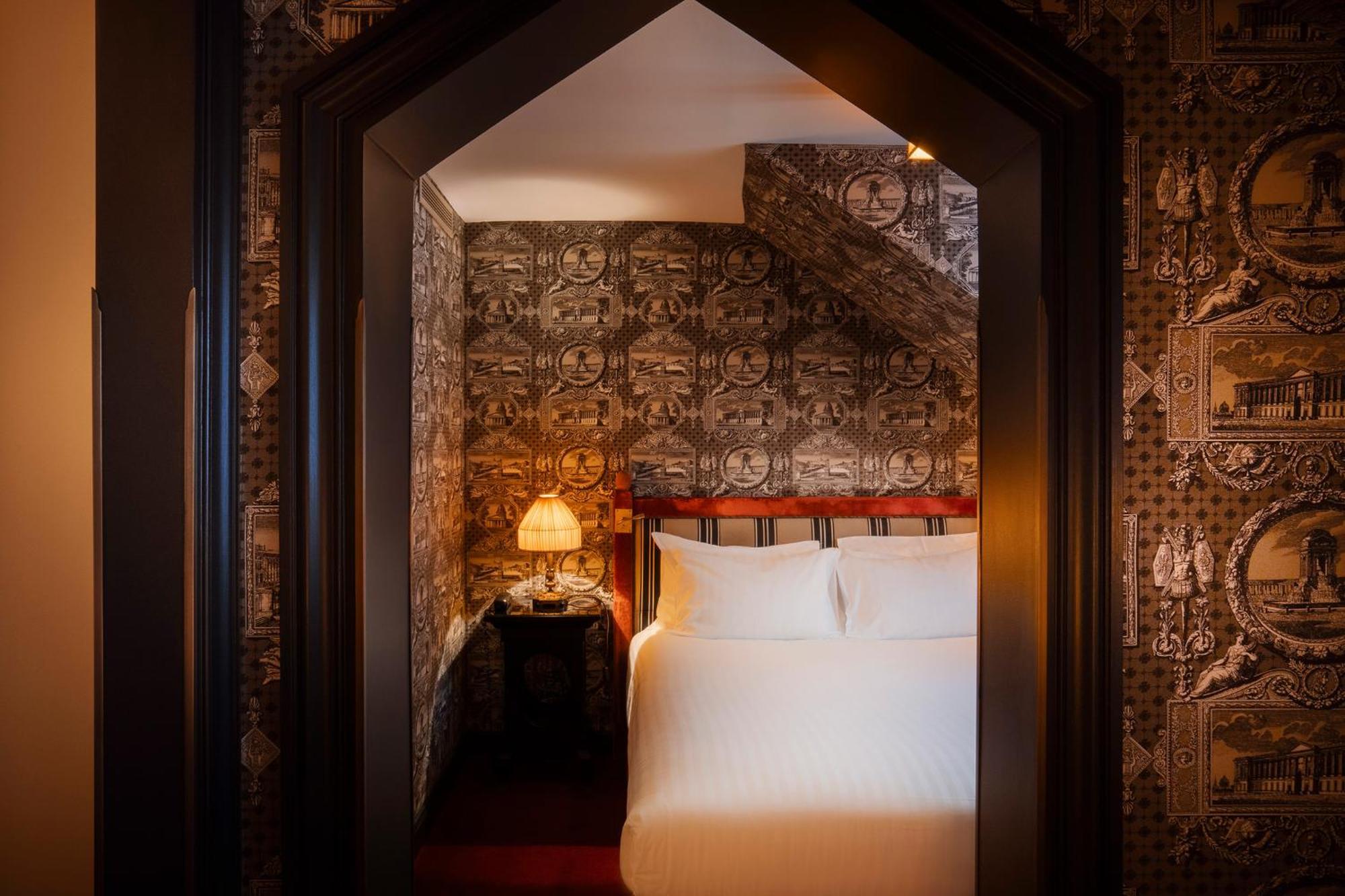 Maison Athenee Paris Exterior photo