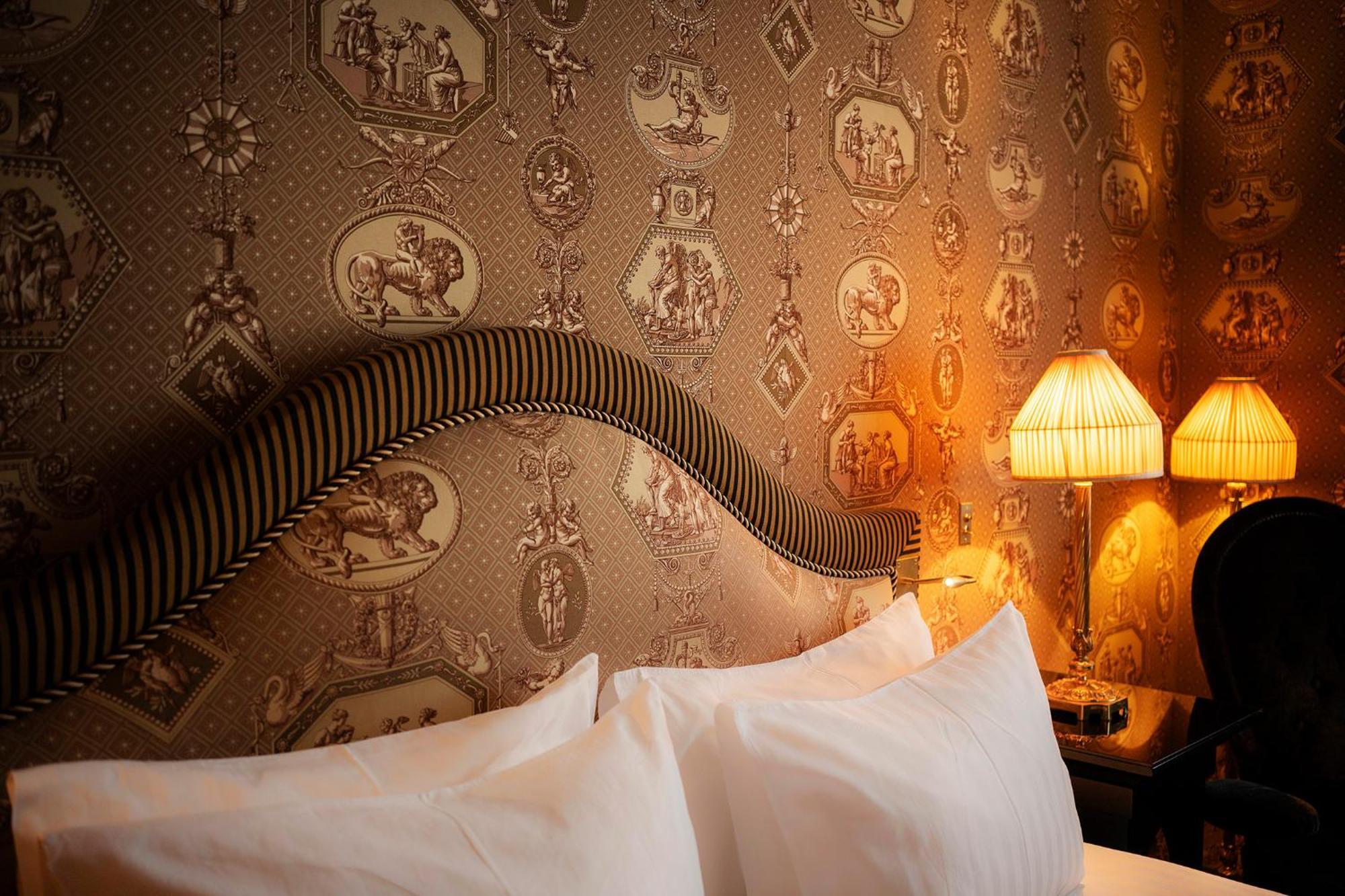 Maison Athenee Paris Exterior photo