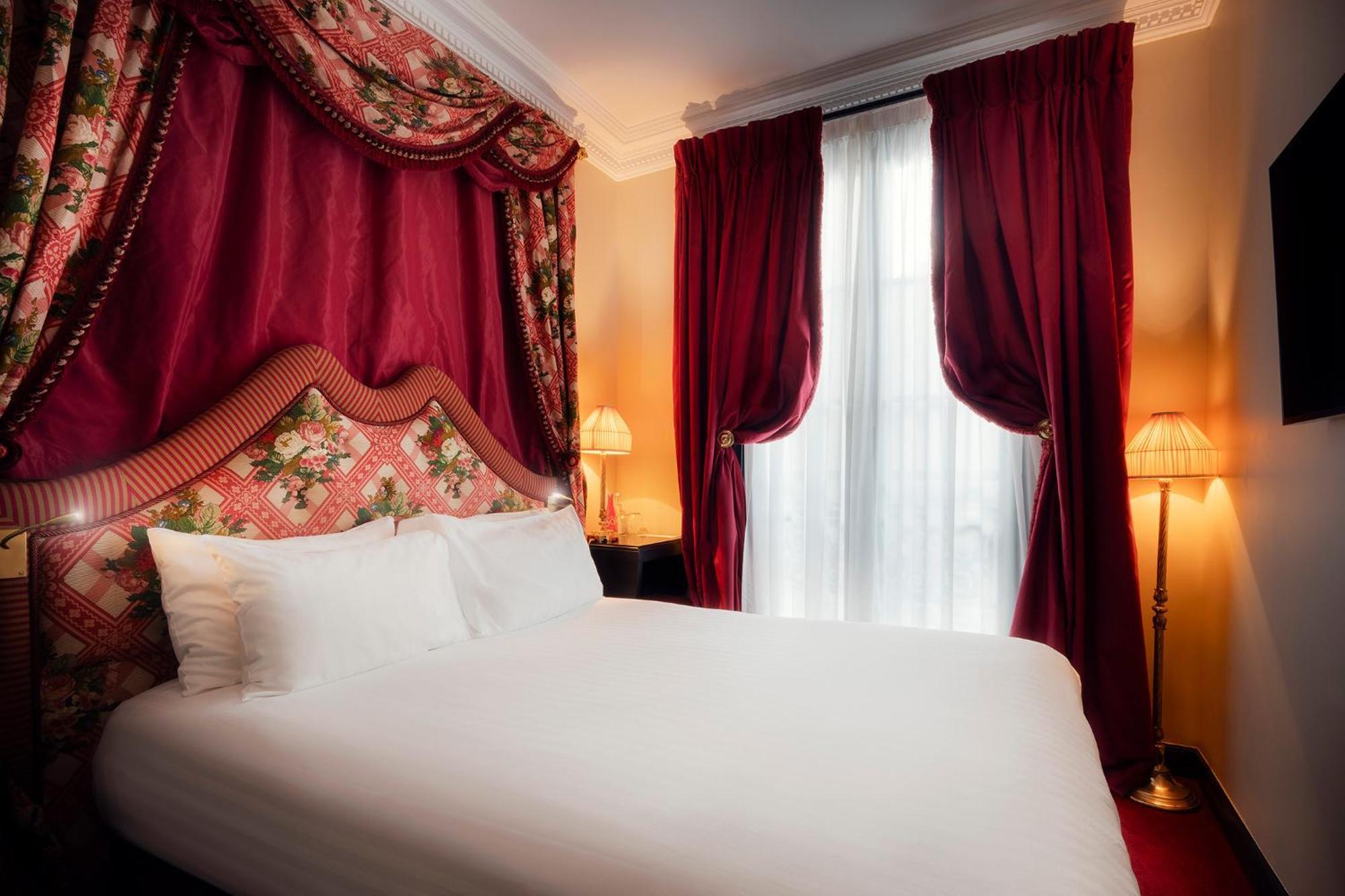 Maison Athenee Paris Exterior photo